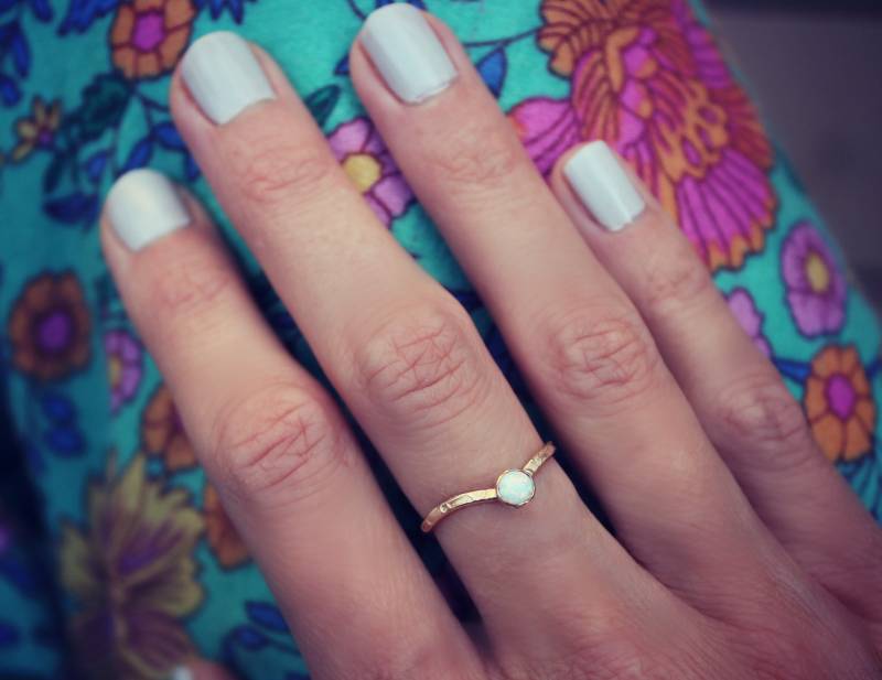 Gold Opal Chevron Ring ∙ Goldring Boho Schmuck Stapelring Opalring Midi Gold Opal Chevron Ring ∙ Goldring Boho Schmuck Stapelring Opalring Midi von ChildrenofFlowers