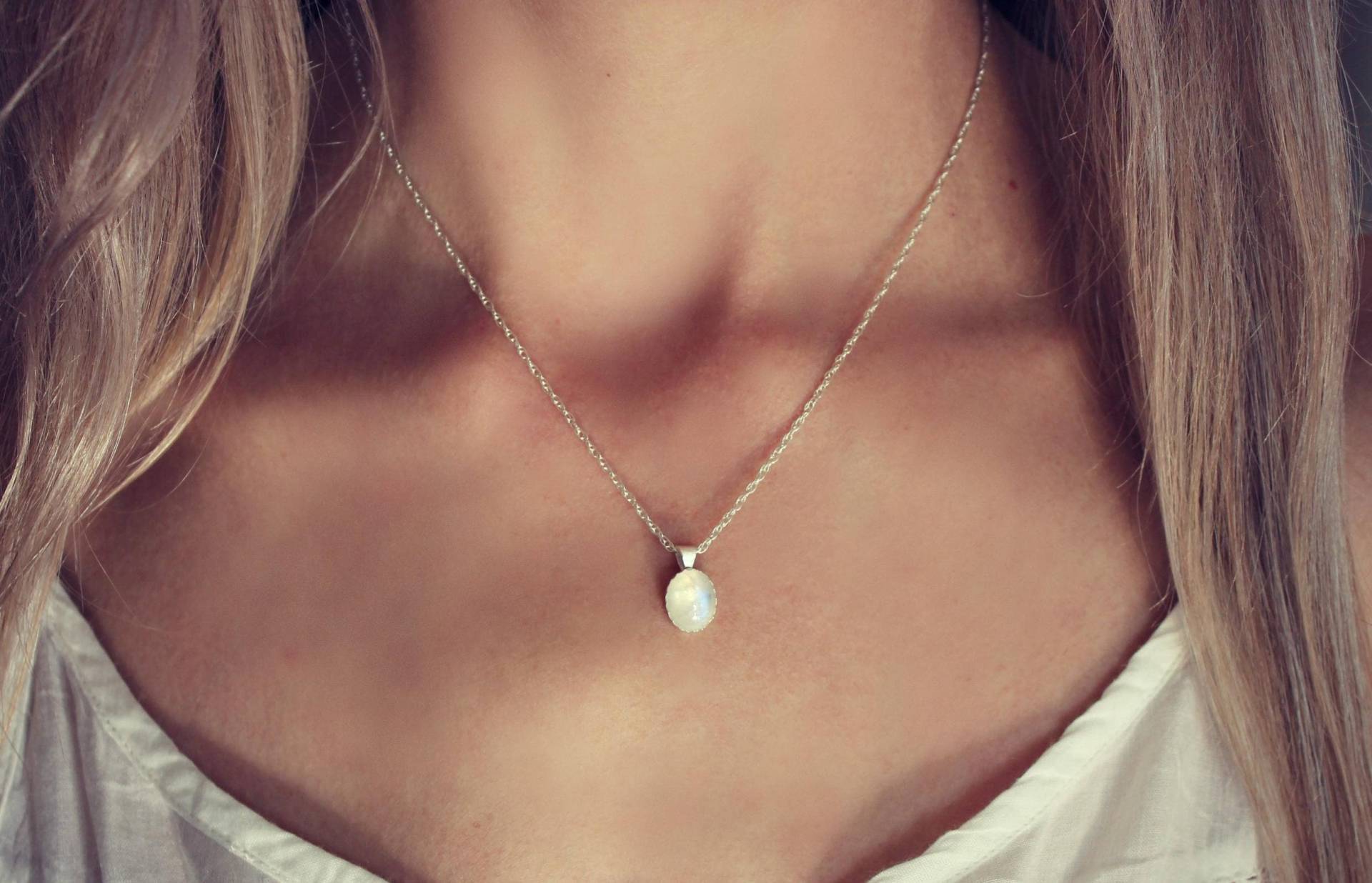 Mondstein Halskette, Sterling Silber Kette, Schmuck Mit Bedeutung, Geschenke Für Mama, Frauen von ChildrenofFlowers