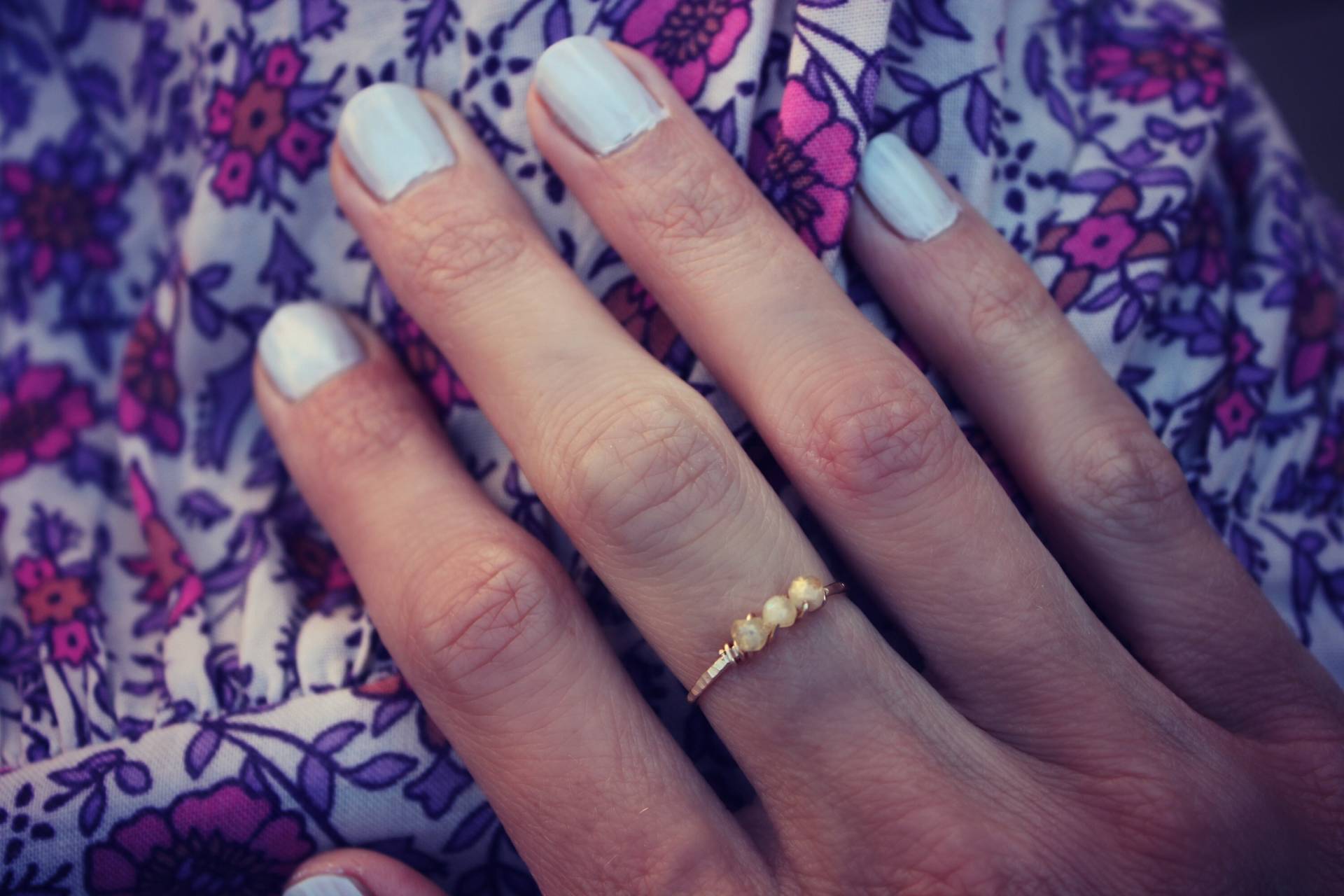 November Birthstone Stapelring - Citrin Ring, Dünner Goldring, 14K Gold Filled Ring von ChildrenofFlowers