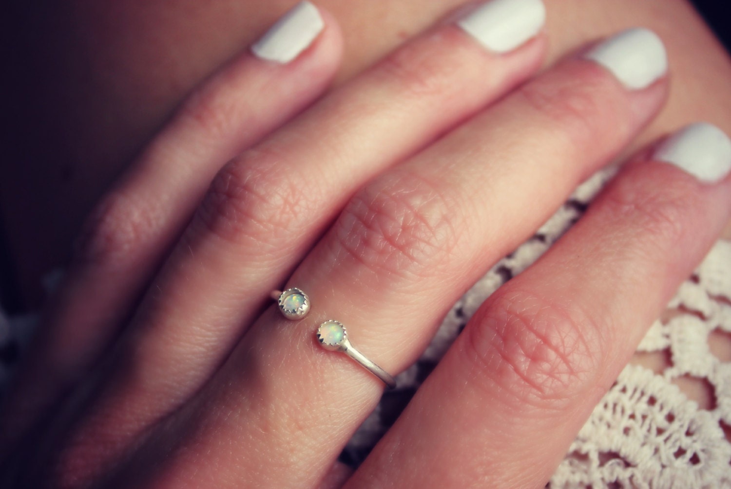 Opalring, Sterling Silber Ring, Stapelring, Midi Offener Knöchelring von ChildrenofFlowers