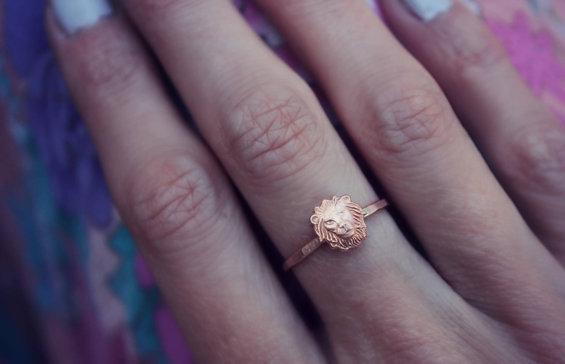 Roségoldring ∙ Löwenring Rustikaler Roségold Filled Ring von ChildrenofFlowers