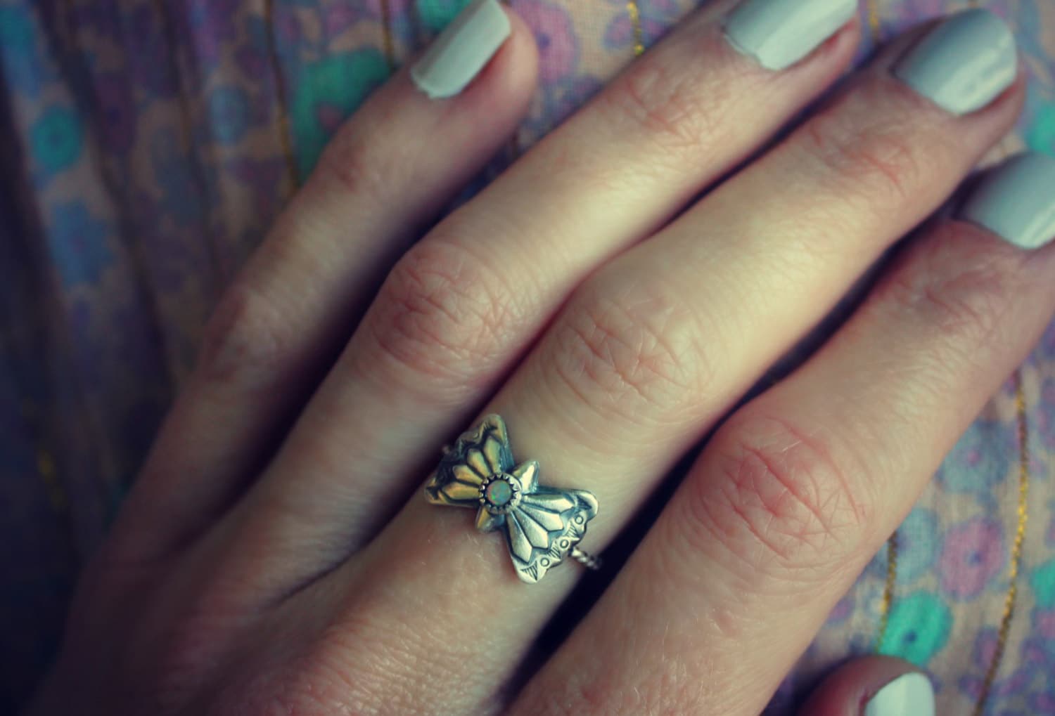 Schmetterling Concho Ring Sterling Silber, Opal Ring, Stapelring, Seilring, Midi Stapelbarer von ChildrenofFlowers