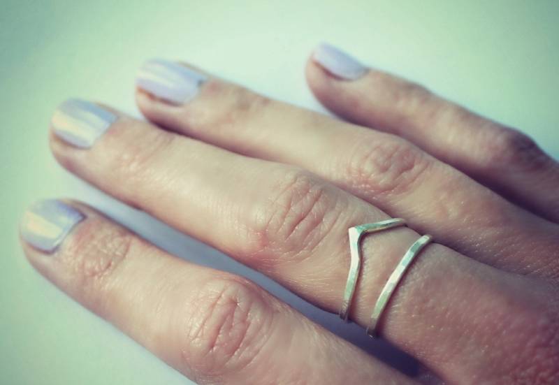 Stapelring Set Aus Sterling Silber - Gehämmerte Ringe, Texturierte Silberring, Chevron Ringe von ChildrenofFlowers