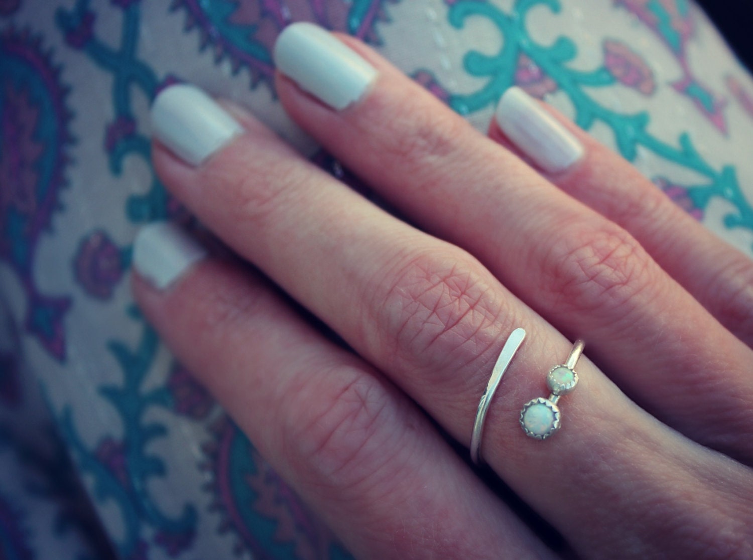 Sterling Silber Ring, Opal Und Edelstein Offener Stapelring von ChildrenofFlowers