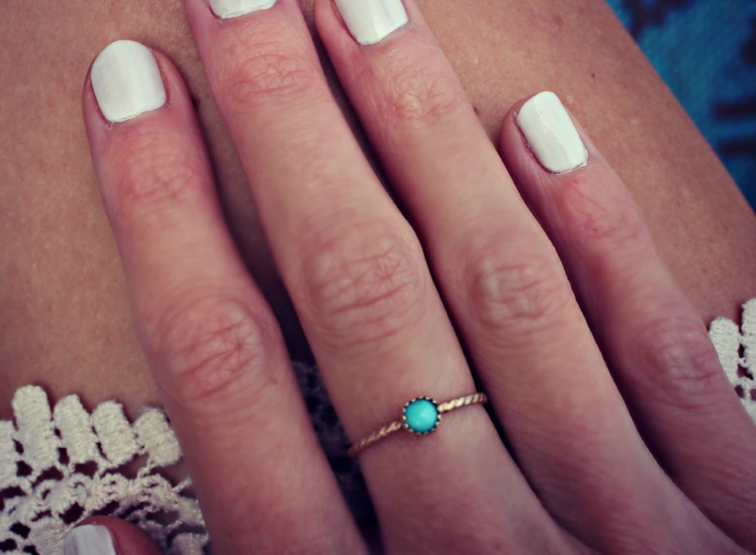 Türkis Ring, Gold Filled Stapelring, Seilring, Midi Stapelring von ChildrenofFlowers