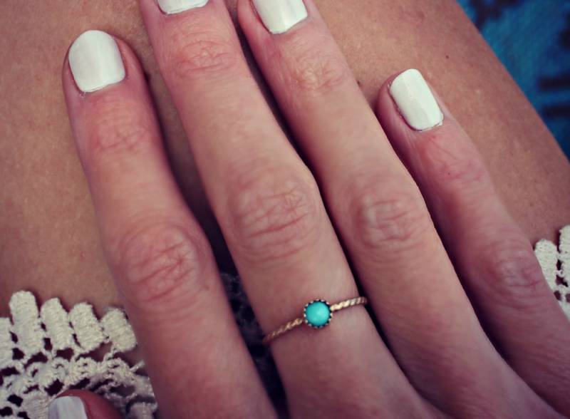 Türkis Ring, Gold Filled Stapelring, Seilring, Midi Stapelring von ChildrenofFlowers