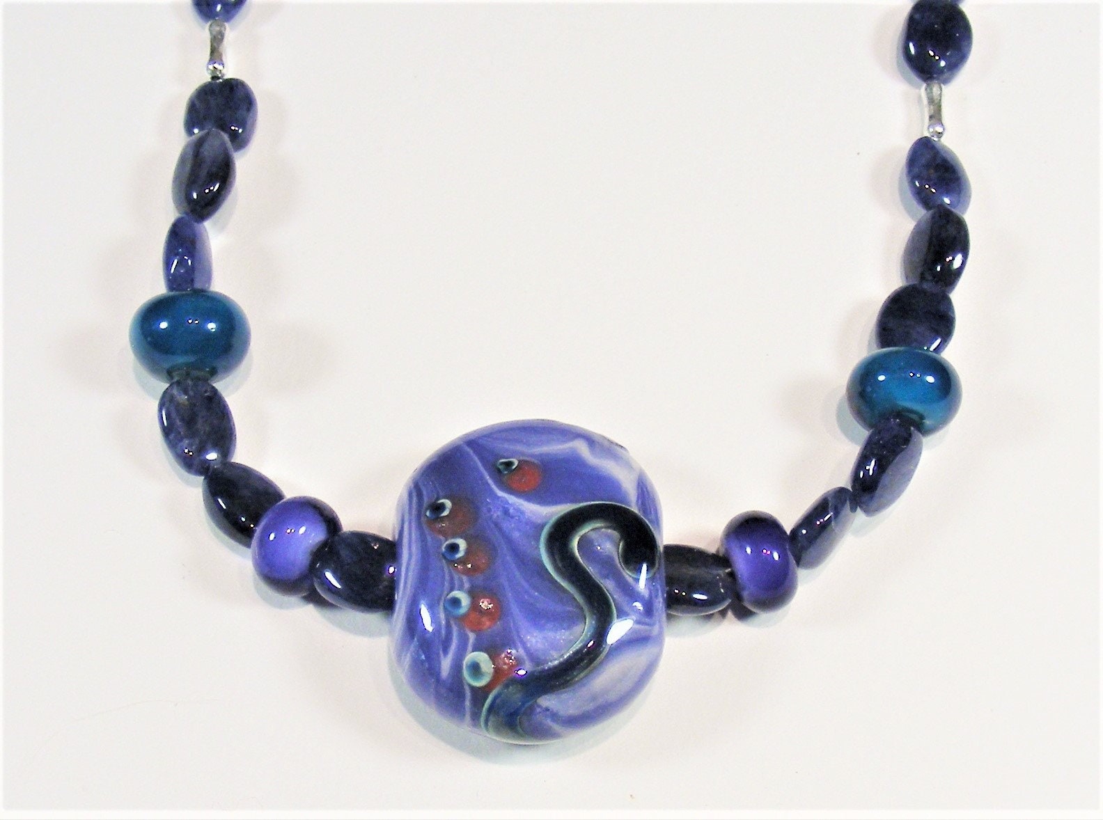 Handgemachte Blaue Glasperlenkette Aventurin & Türkis Edelsteine Handgemachte Blaue Glasperlenkette Aventurin & Türkis Edelsteine von ChillasWalkBoutique