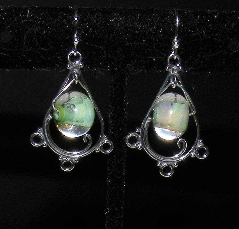Handgemachte Glas - Und Silberohrringe, Elegant, Ungewöhnlich, Grün Handgemachte Glas - Und Silberohrringe, Elegant, Ungewöhnlich, Grün von ChillasWalkBoutique