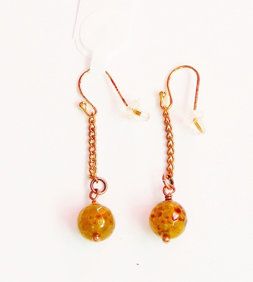 Mehrfarbige Achatohrringe, Durchscheinend, Rohes Messing, Kette, Drapieren Mehrfarbige Achatohrringe, Durchscheinend, Rohes Messing, Kette, Drapieren von ChillasWalkBoutique