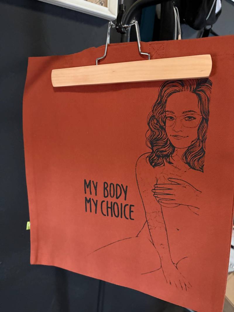 Beutel - Feminismus Rotbraun My Body Choice von ChillimilliCM