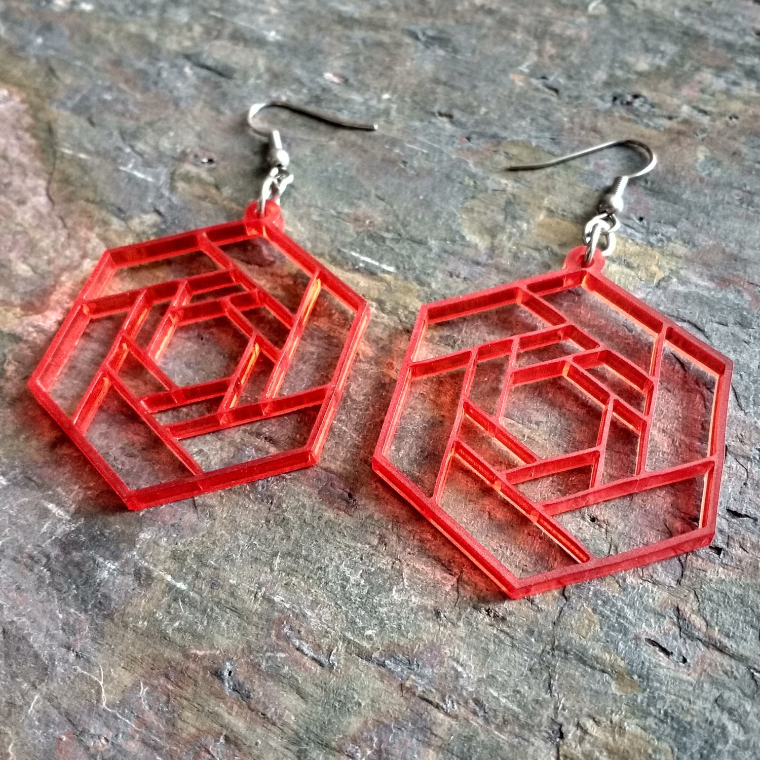 Hexagon Blume - Laser Geschnittene Abstrakte Ohrringe von ChimericGarnish