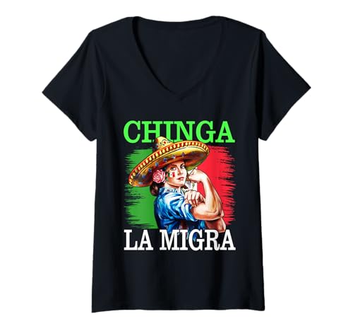 Damen Chinga La Migra Mexikanischer Patriotischer Widerstand unterstützt Mexikaner T-Shirt mit V-Ausschnitt Damen Chinga La Migra Mexikanischer Patriotischer Widerstand unterstützt Mexikaner T-Shirt mit V-Ausschnitt von Chinga La Migra Mexican Patriotic Resist.