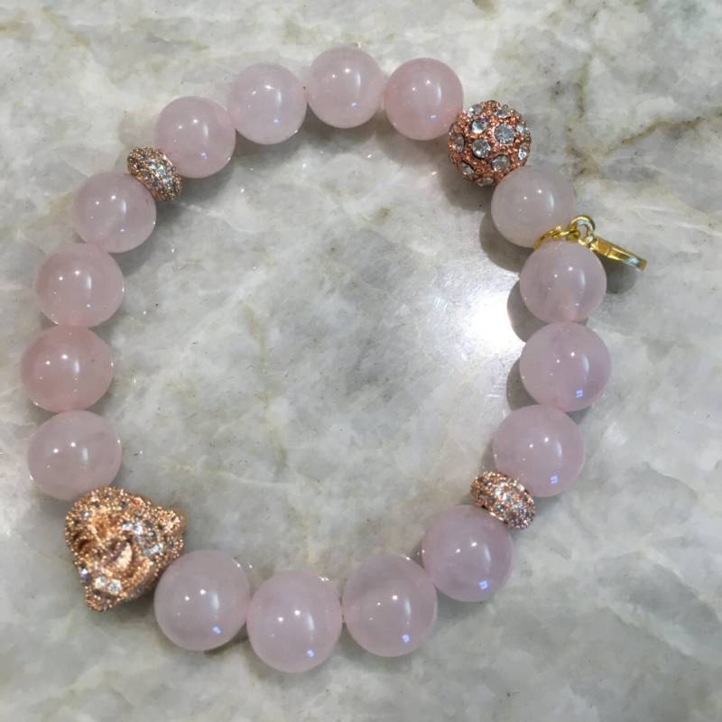 Rosenquarz Perlen Armband Mit Swarovski Kristall Pflastern Buddha, Spacer Und Rosenquarz Perlen Armband Mit Swarovski Kristall Pflastern Buddha, Spacer Und von ChiqAffair