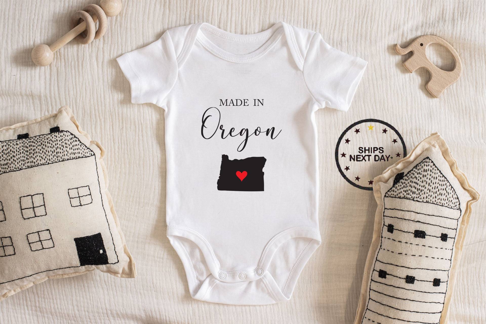 Made in Howle Baby Body, Baby-Jungen-Mädchen-Unisex-Kleidung-Baby-Dusche-Geschenk-Idee Bodysuit 111.37 von ChloesFund