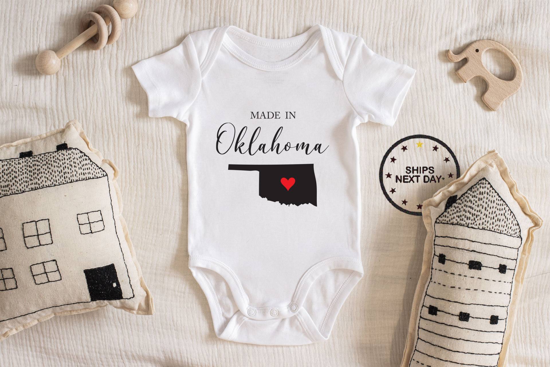 Made in Oklahoma Baby Body, Jungen Mädchen Unisex Kleidung Baby-Dusche-Geschenk-Idee Bodysuit 111, 36 von ChloesFund