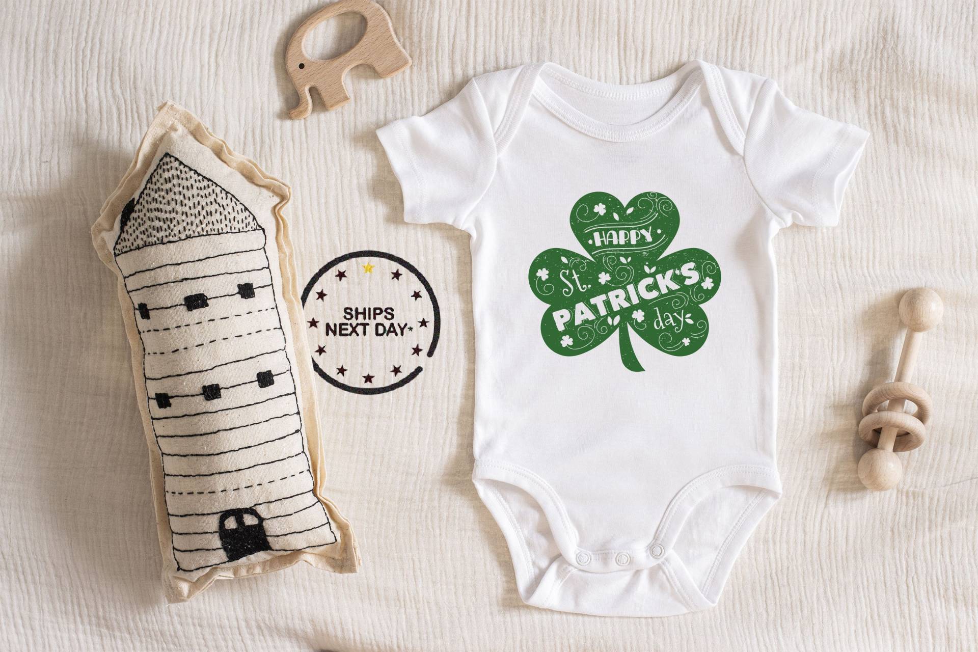 st. Patricks Day Baby Body Jungen Mädchen Unisex Kleidung Neue Schwangerschaft Ankündigung Babyparty Geschenkidee Bodysuit 190 von ChloesFund