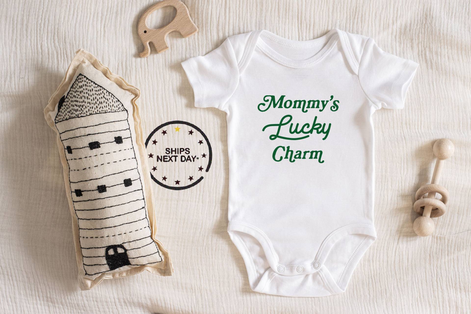 st. Patricks Day Baby Body Jungen Mädchen Unisex Kleidung Schwangerschaft Ankündigung Babyparty Geschenkidee Bodysuit 196 von ChloesFund