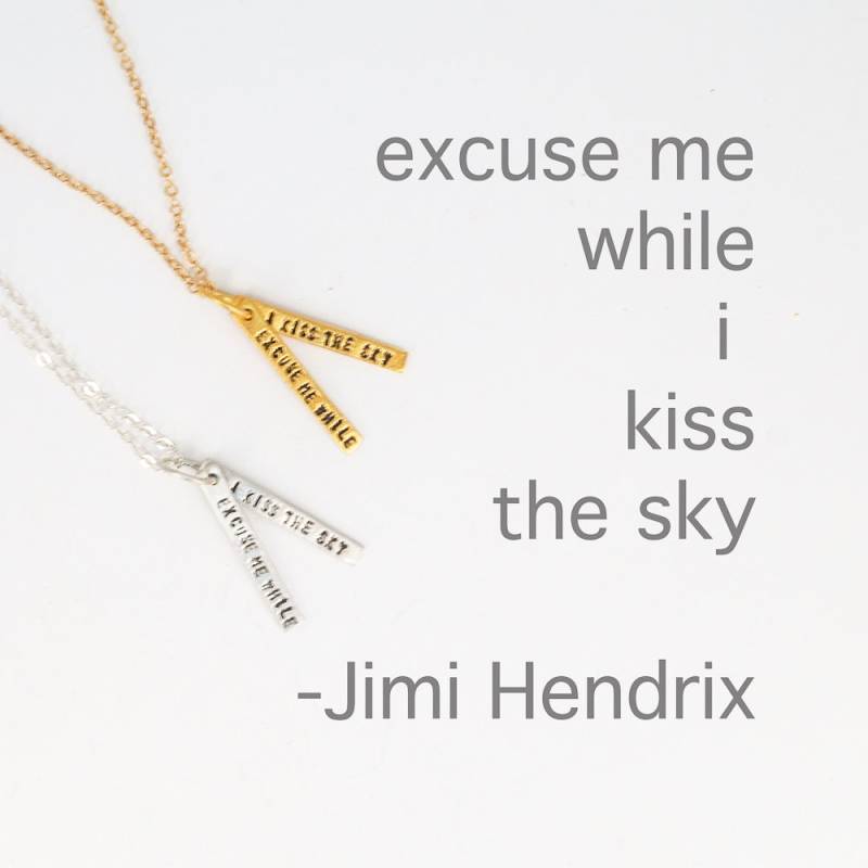 Musikliebhaber Zitat Anhänger - Jimi Hendrix Zitat "Entschuldigung Mich, Während Ich Den Himmel Küssen" Handgemachte Sterling Silber Und 14Kt Gold von ChocolateAndSteel