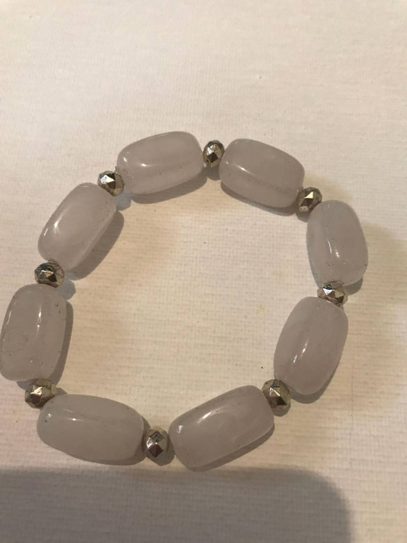 Große Rosenquarz Steine Mit Silber Perlen Große Rosenquarz Steine Mit Silber Perlen von ChosenPiecesDesigns