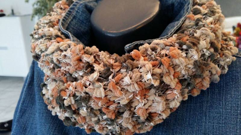 Snood, Schal, Halswärmer Aus Wolle in Khaki, Beige Und Ocker. Gründung Von Chouet-Chapo von ChouetChapoCreations