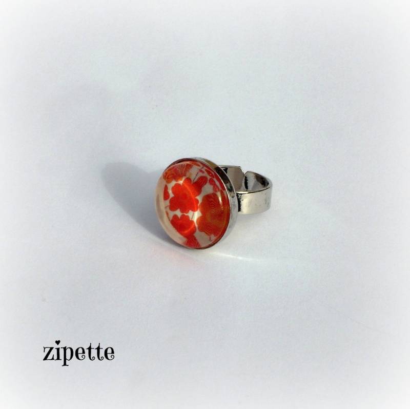 Cabochon Ring Orange Glasblumen Cabochon Ring Orange Glasblumen von Chouettesbijoux