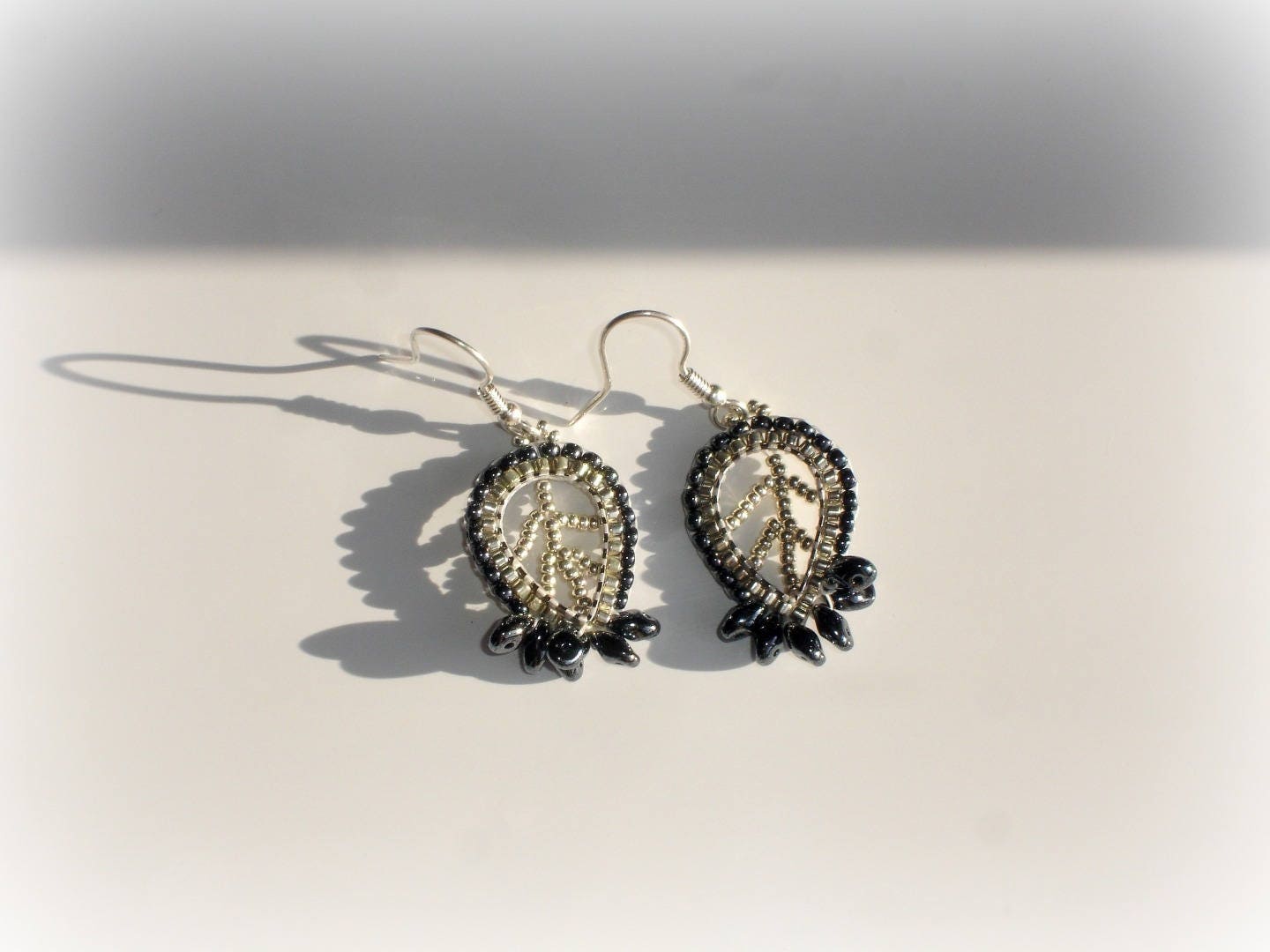 Ohrringe "Tropfen" Haematic Und Silber Gewebt von Chouettesbijoux