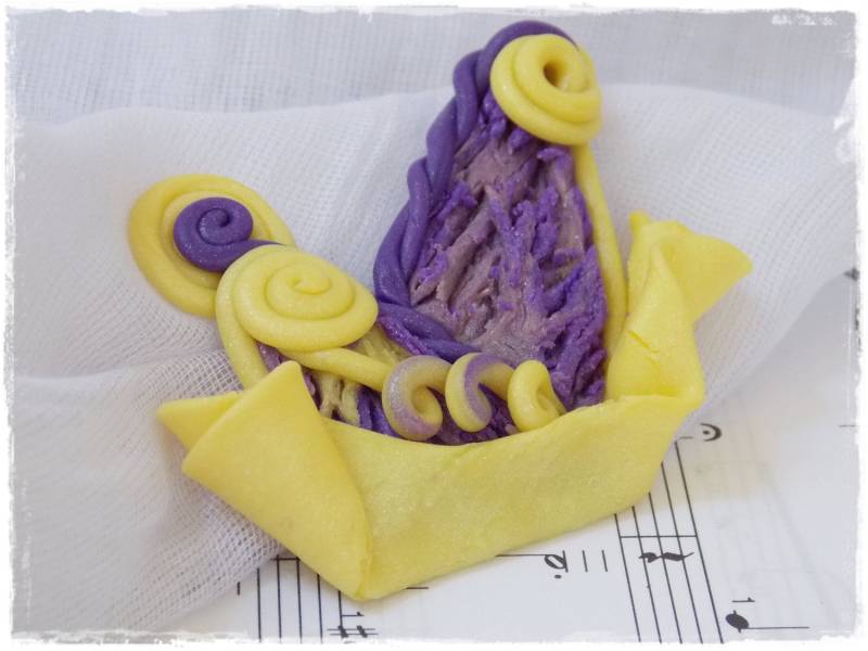 Polymer Clay Schmetterling Brosche, Pastel Geflügelte Fee Pin von ChrisOsCreations