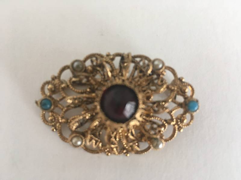Jahrgang Siam Rot Rubin Strass Und Multi-Color Perle Filigran Eng Set Brosche Gold Ton Mid Century Schmuck Tschechoslowakei? 1950Er Jahre 1960Er von ChrisandTine