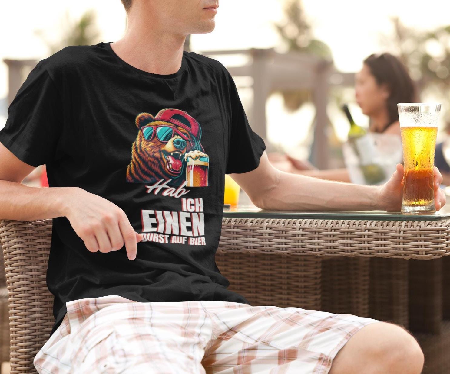 Durst Auf Bier T-Shirt Mit Baer - Lustiges Tiermotiv Fuer Mann Und Frauen | Funny Bear & Beer Shirt von ChrismaPrint1