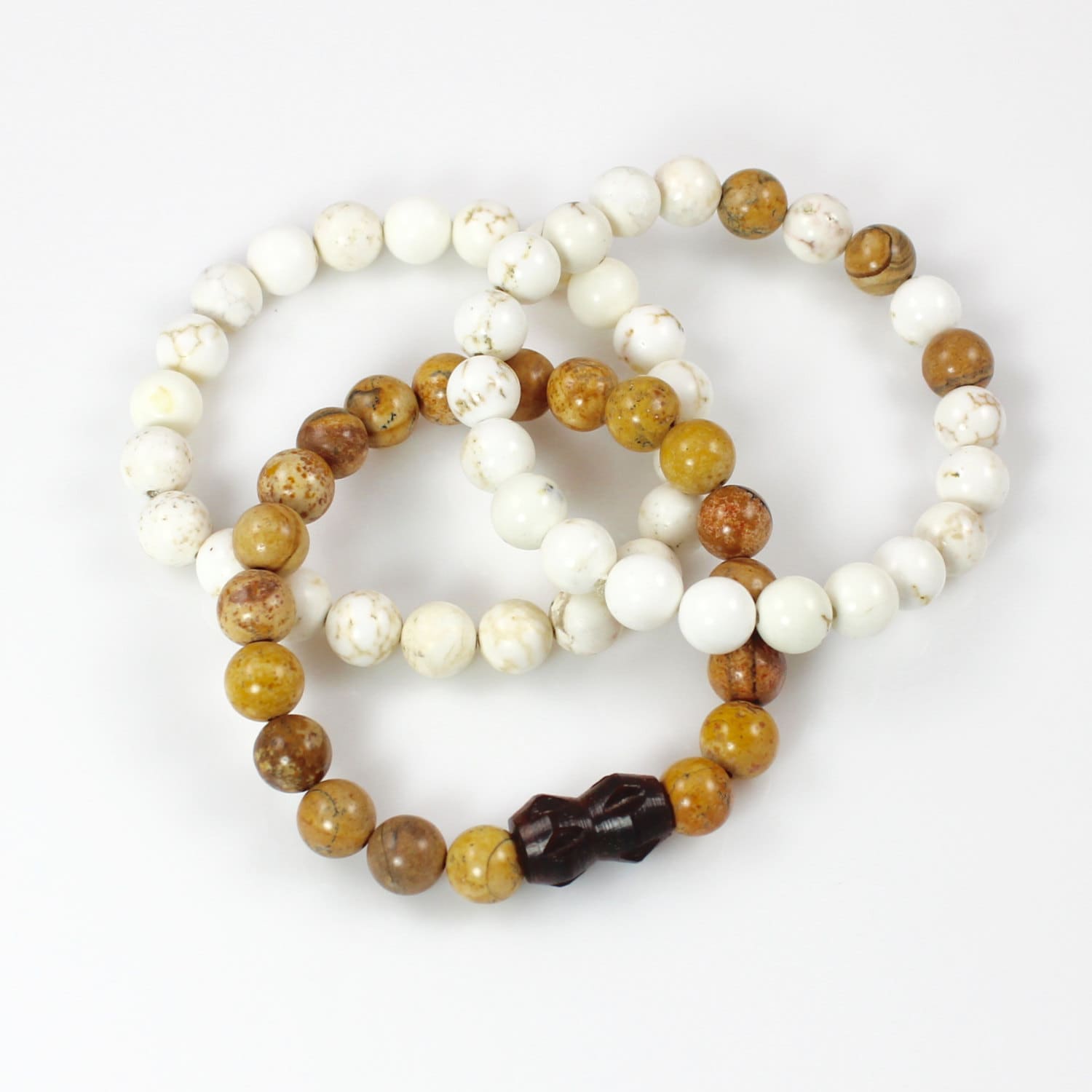 Boho Perlen Stretch Armbänder Jasper Howlite Und Holz Boho Perlen Stretch Armbänder Jasper Howlite Und Holz von ChrissyChapinJewelry