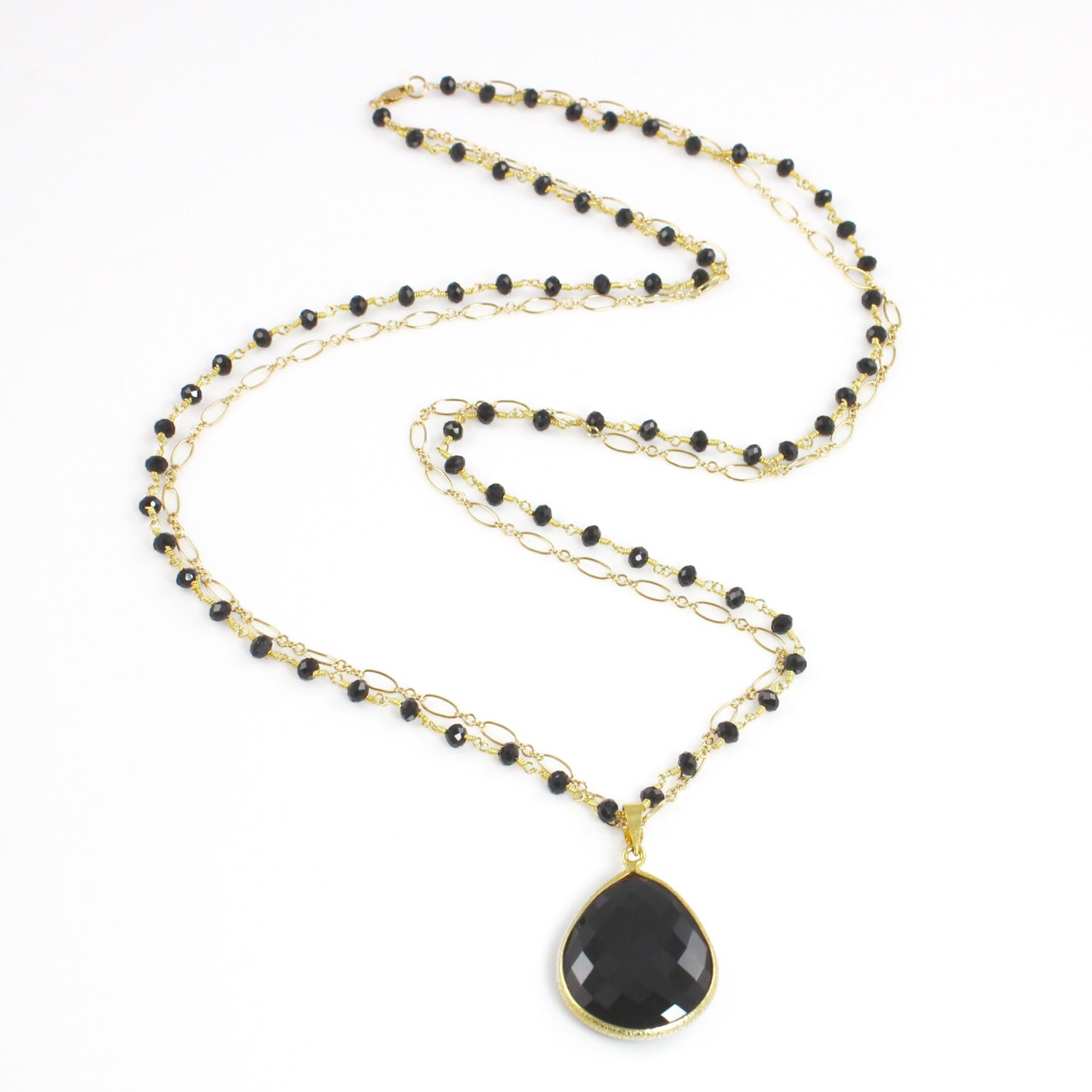 Große Schwarze Spinell Anhänger Doppel Strang Lange Halskette von ChrissyChapinJewelry
