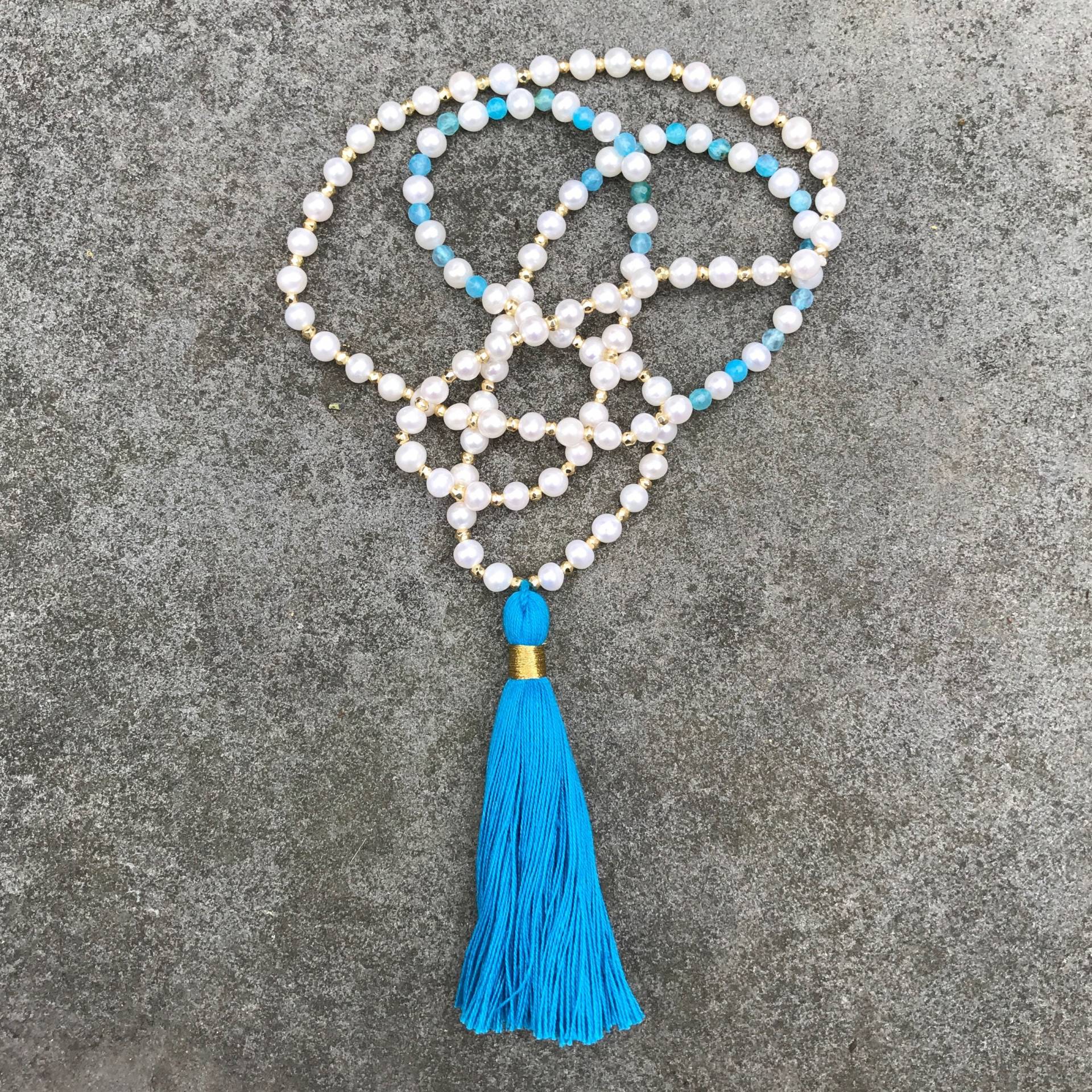 Lange Perlen Blau/Aqua Quaste Halskette Mit Perlen, Achat Und Gold Pyrit Lange Perlen Blau/Aqua Quaste Halskette Mit Perlen, Achat Und Gold Pyrit von ChrissyChapinJewelry