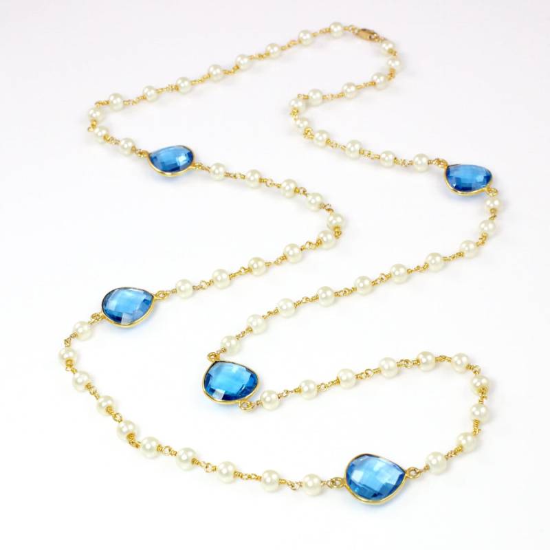 Lange Perlenkette Mit Facettierten Schweizer Blauquarz Edelsteinen Lange Perlenkette Mit Facettierten Schweizer Blauquarz Edelsteinen von ChrissyChapinJewelry