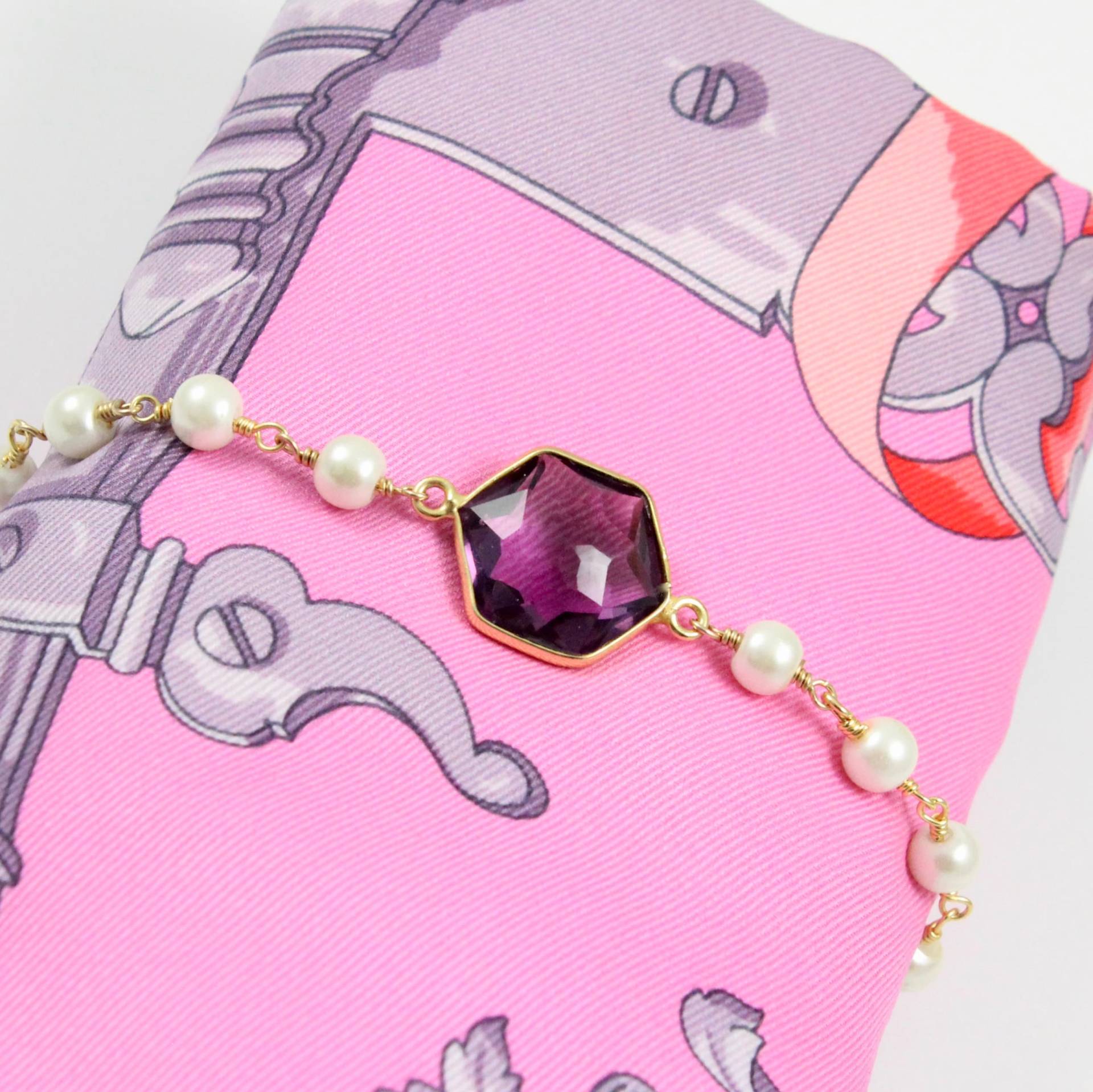 Lila Edelstein Und Perle Armband von ChrissyChapinJewelry