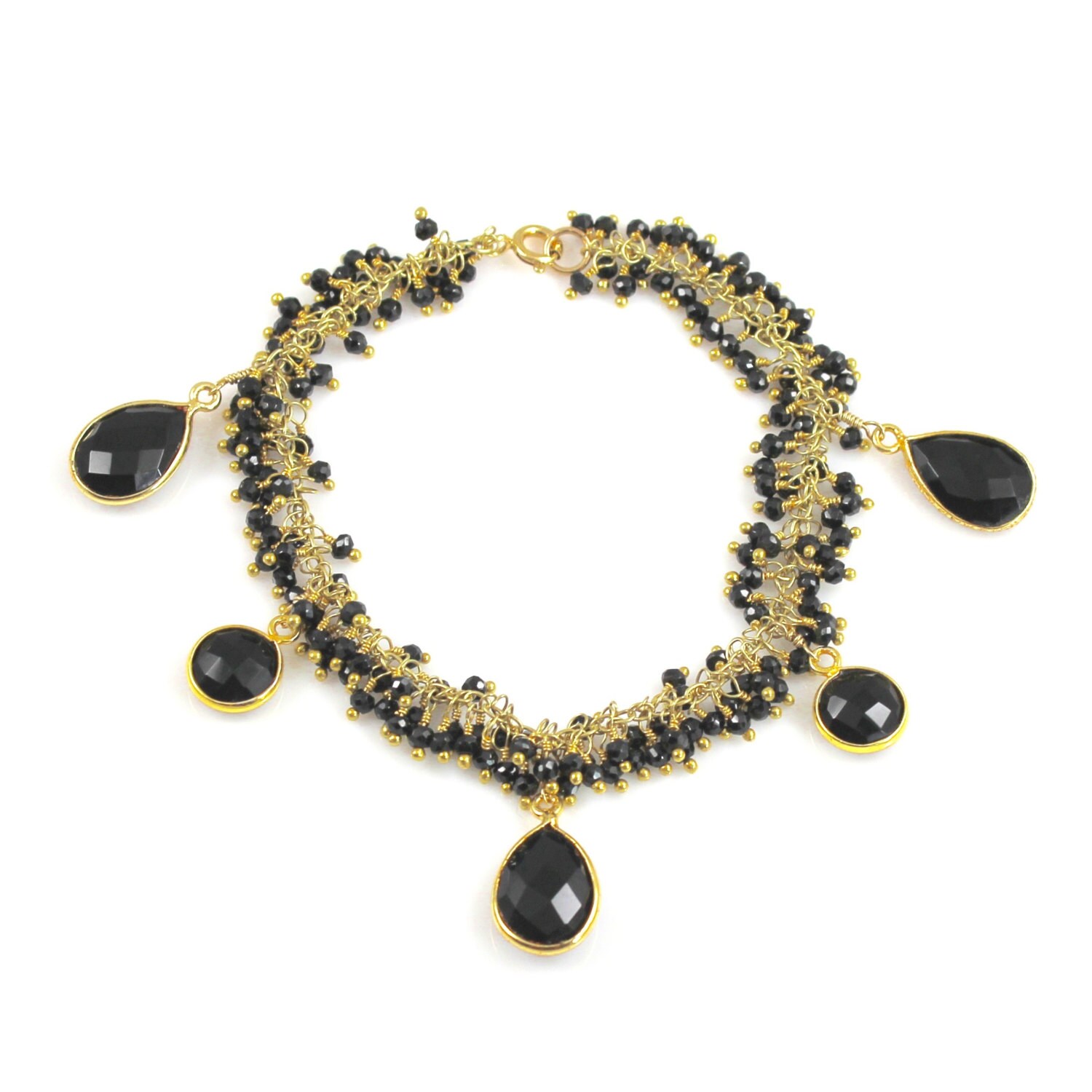 Schwarze Spinell Perlen Charm Armband Schwarze Spinell Perlen Charm Armband von ChrissyChapinJewelry