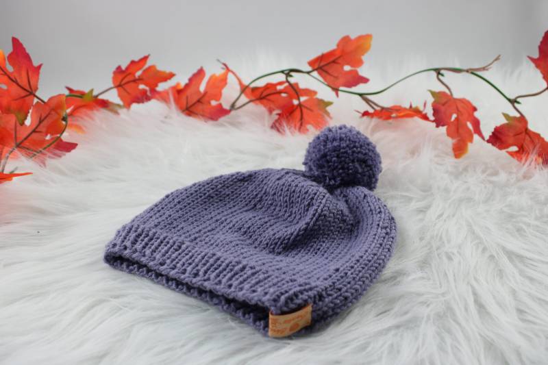 Handgestrickte Mütze, Bommelmütze Für Kinder/Babys von ChrissysCreativ