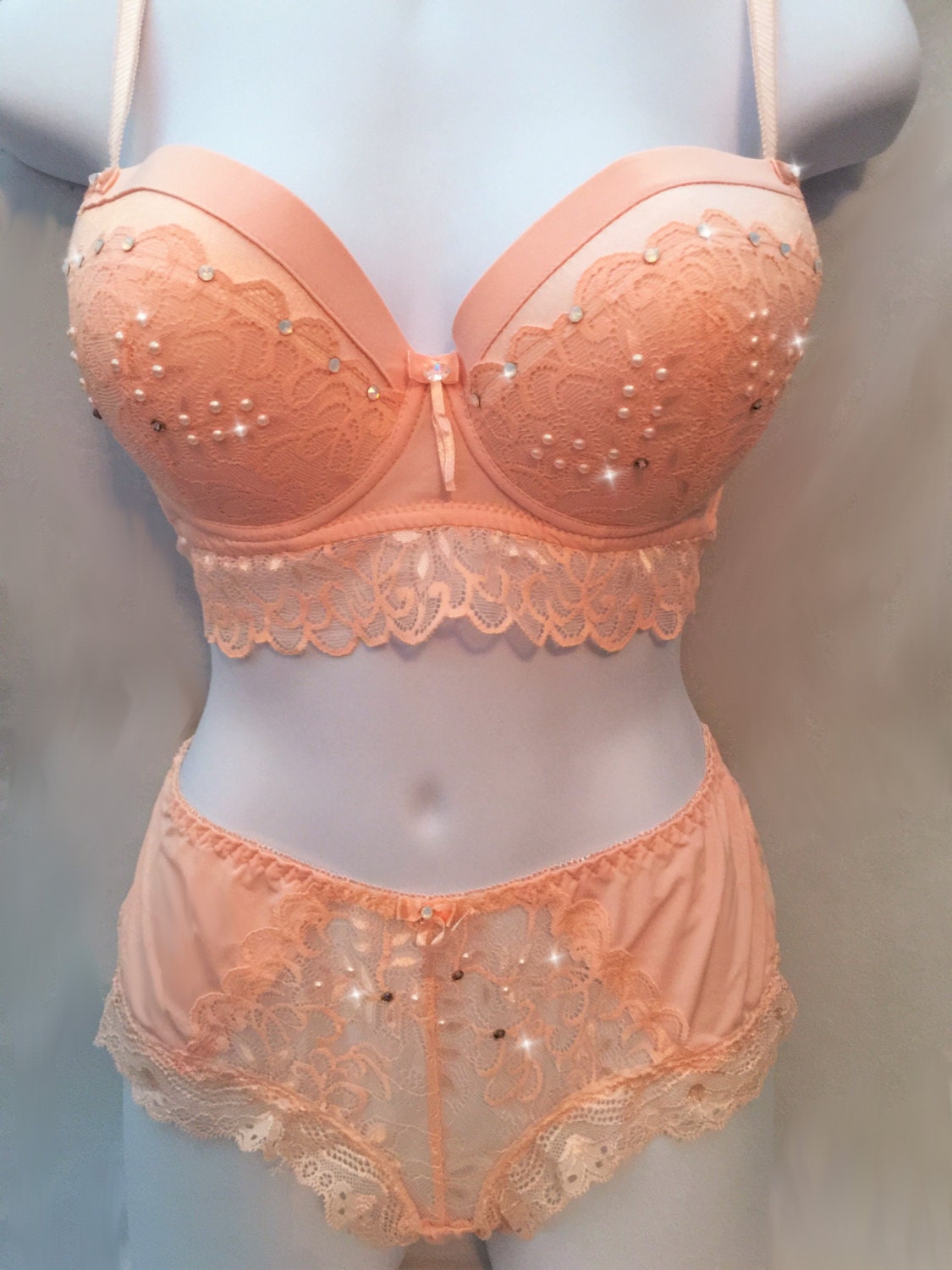 Rosa Pfirsich Dekoband Swarovski Crystal Pearl Bh Und Slip Set 38C Rosa Pfirsich Dekoband Swarovski Crystal Pearl Bh Und Slip Set 38C von ChristalSweets