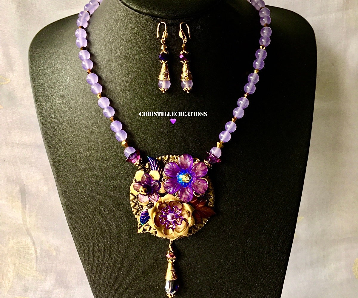Vintage Lucite Kette Art Deco Lucite Set.mauve Filigrane Halskette.handgefertigt Von Christelle Creations.etsy Floral Design Vintage Lucite Kette Art Deco Lucite Set.mauve Filigrane Halskette.handgefertigt Von Christelle Creations.etsy Floral Design von ChristelleCreations