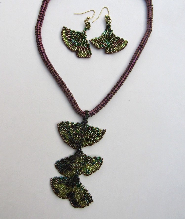 Ginkgo Anhänger Halskette Set von ChristelsArt