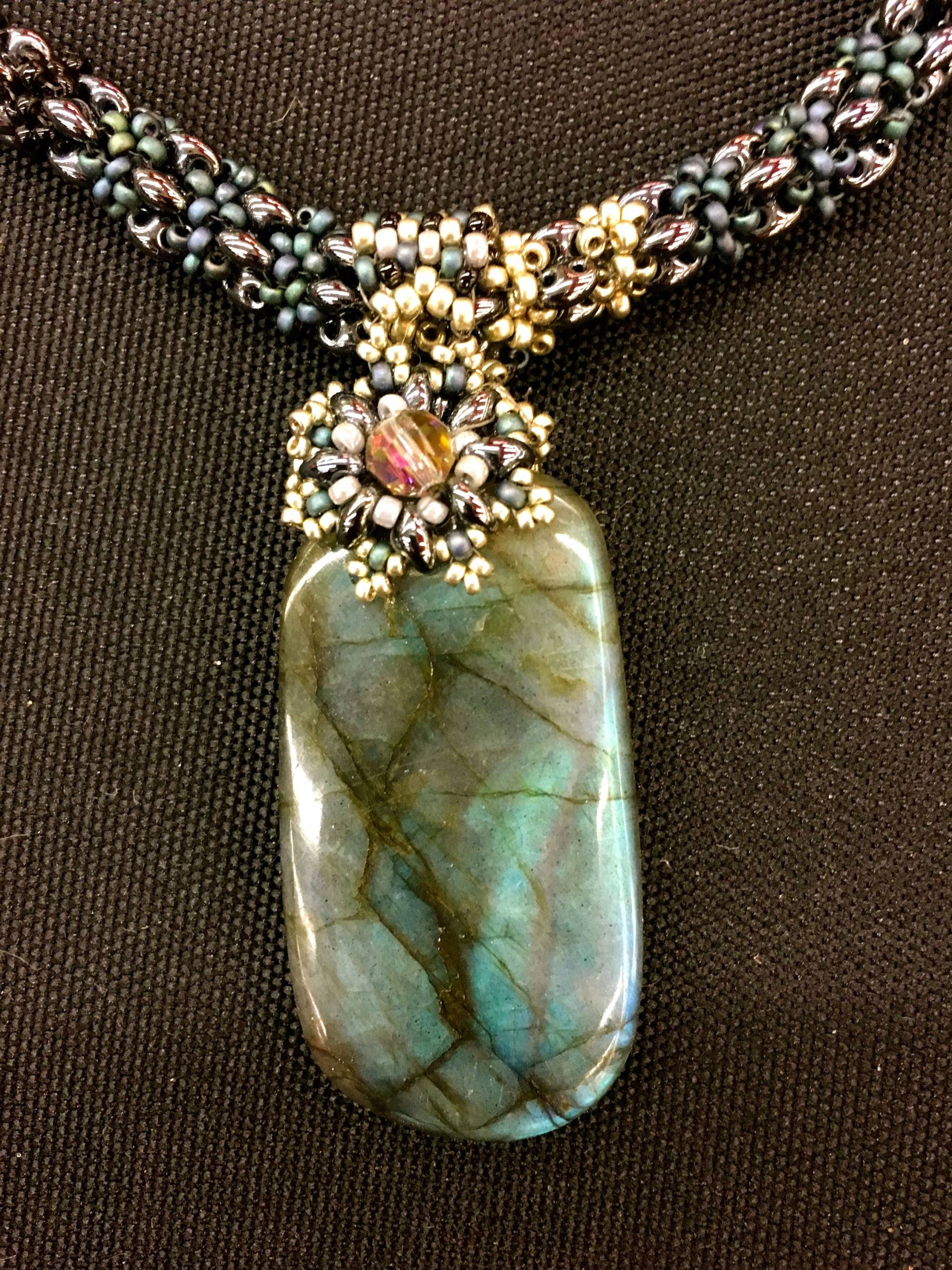 Wunderschöner Labradorit Anhänger An Einem Daydreamer Seil von ChristelsArt