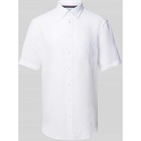 Christian Berg Men Regular Fit Leinenhemd mit Button-Down-Kragen in Weiss, Größe M von Christian Berg Men