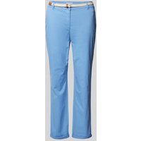 Christian Berg Woman Chino in unifarbenem Design mit Gürtel in Bleu, Größe 34 von Christian Berg Woman