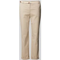 Christian Berg Woman Chino in unifarbenem Design mit Gürtel in Sand, Größe 44 von Christian Berg Woman