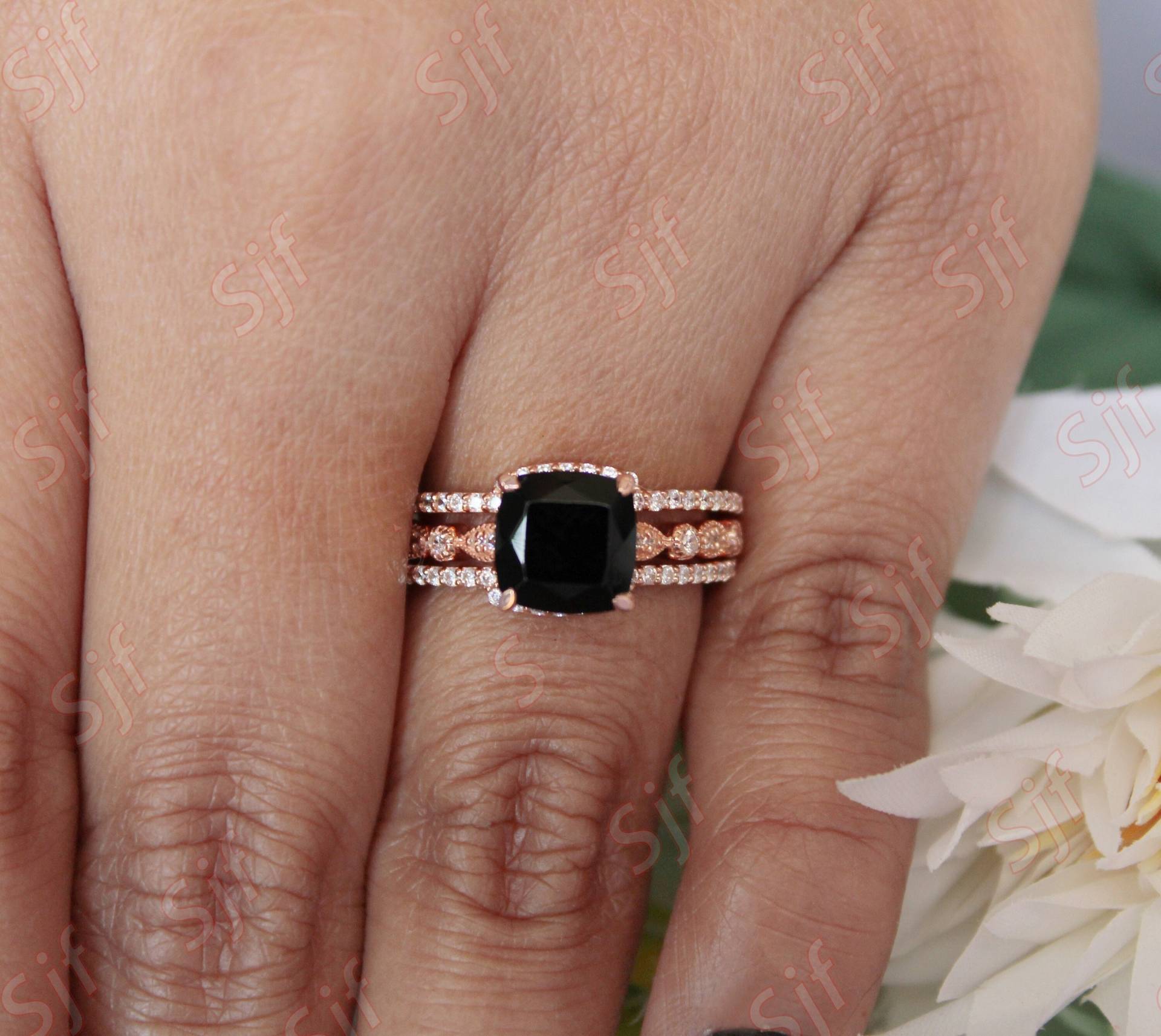 1.85Ct, Aaa Natürlicher Schwarzer Onyx Edelstein Verlobungsring Set, Art Deco Moissanite Ring Stein 3Er Geschenk Für Valentinstag von ChristianMint