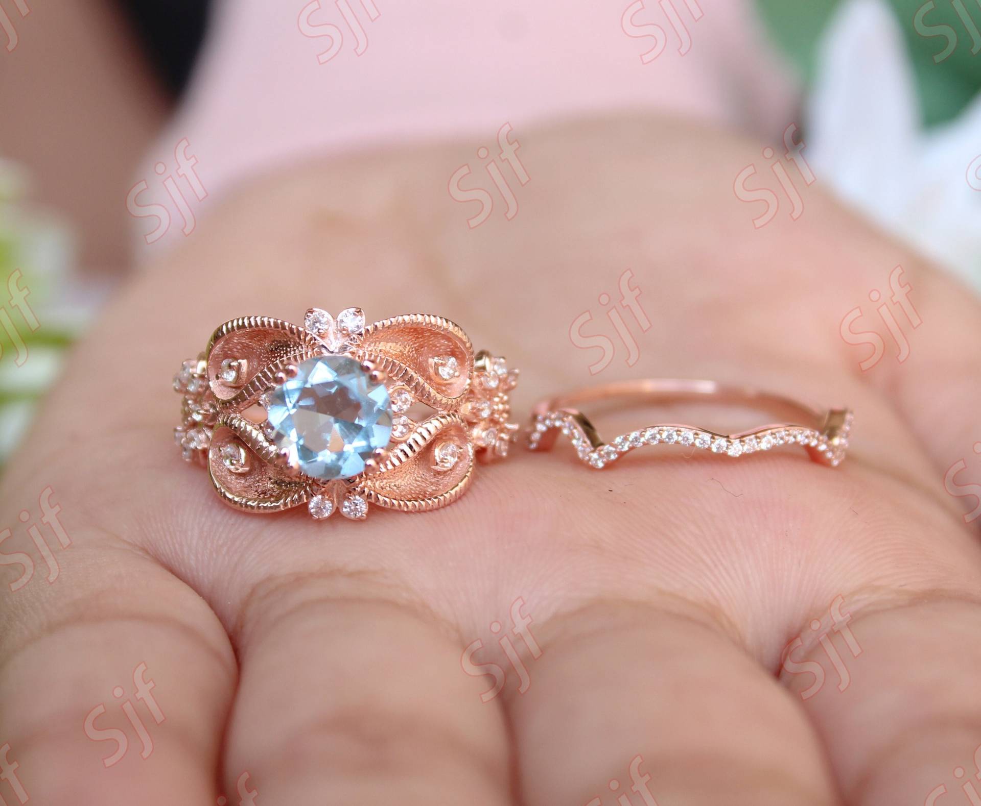 8, 00 Mm Aquamarin Rundschliff Edelstein-Ring-Set, Moissanite Ring-Set Für Frauen, Sky Sie, Texture Ring Set, Geschenk Valentine von ChristianMint