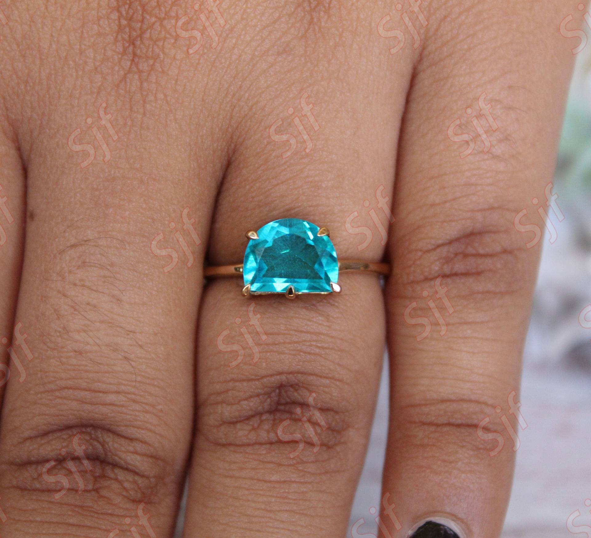 Einzigartige 9x7mm D-Form Paraiba Turmalin Ehering, Solitär Ring Für Jahrestagsgeschenk, Halbmondring, Geschenk Die Liebe von ChristianMint