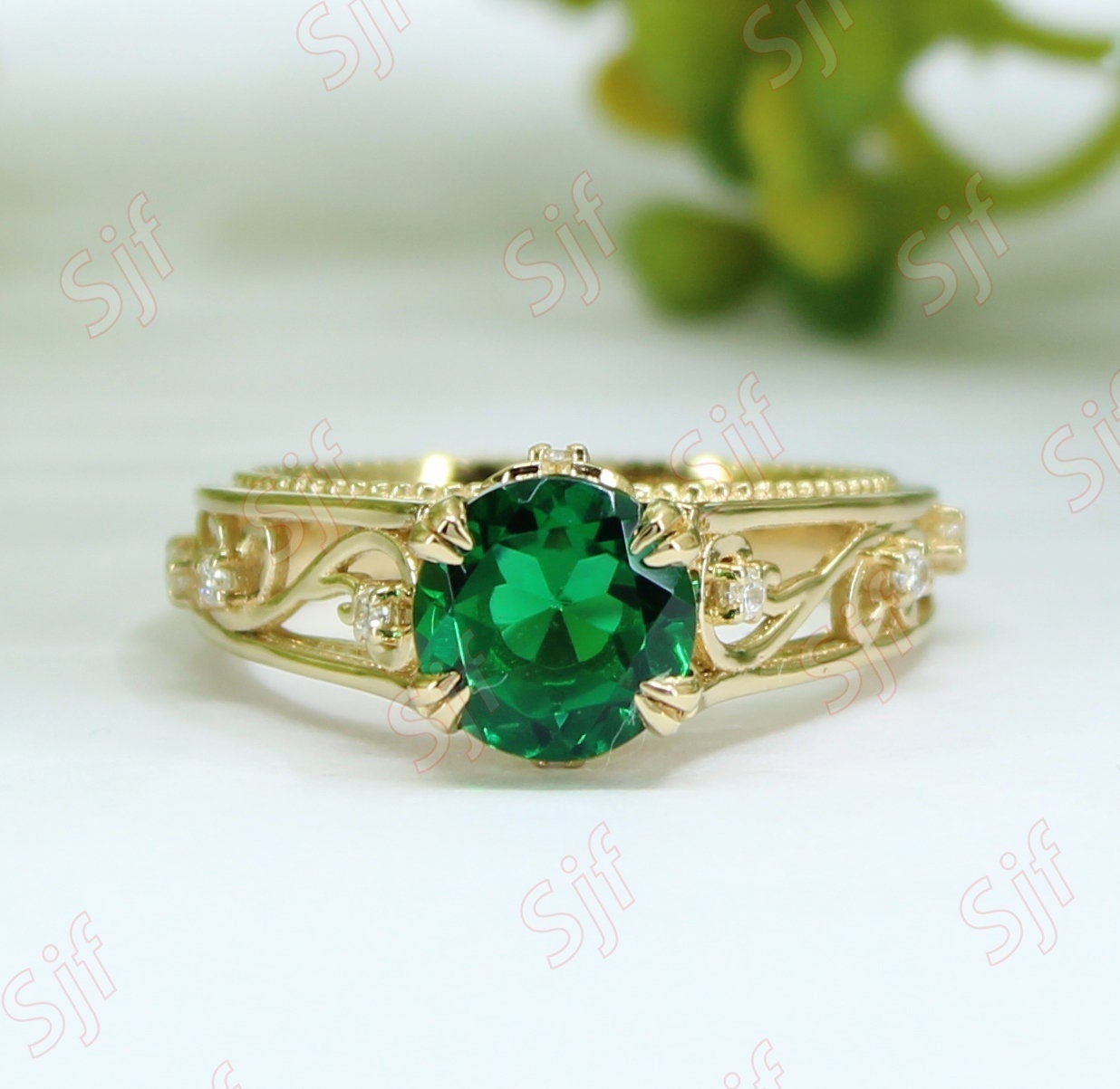 Runder Tsavorit Edelsteinring Für Braut, Vintage Art Deco Ring 1.75Ct, Moissanitring, Solitärring, Grüner Granatring, Antiker Ring Runder Tsavorit Edelsteinring Für Braut, Vintage Art Deco Ring 1.75Ct, Moissanitring, Solitärring, Grüner Granatring, Antiker Ring von ChristianMint