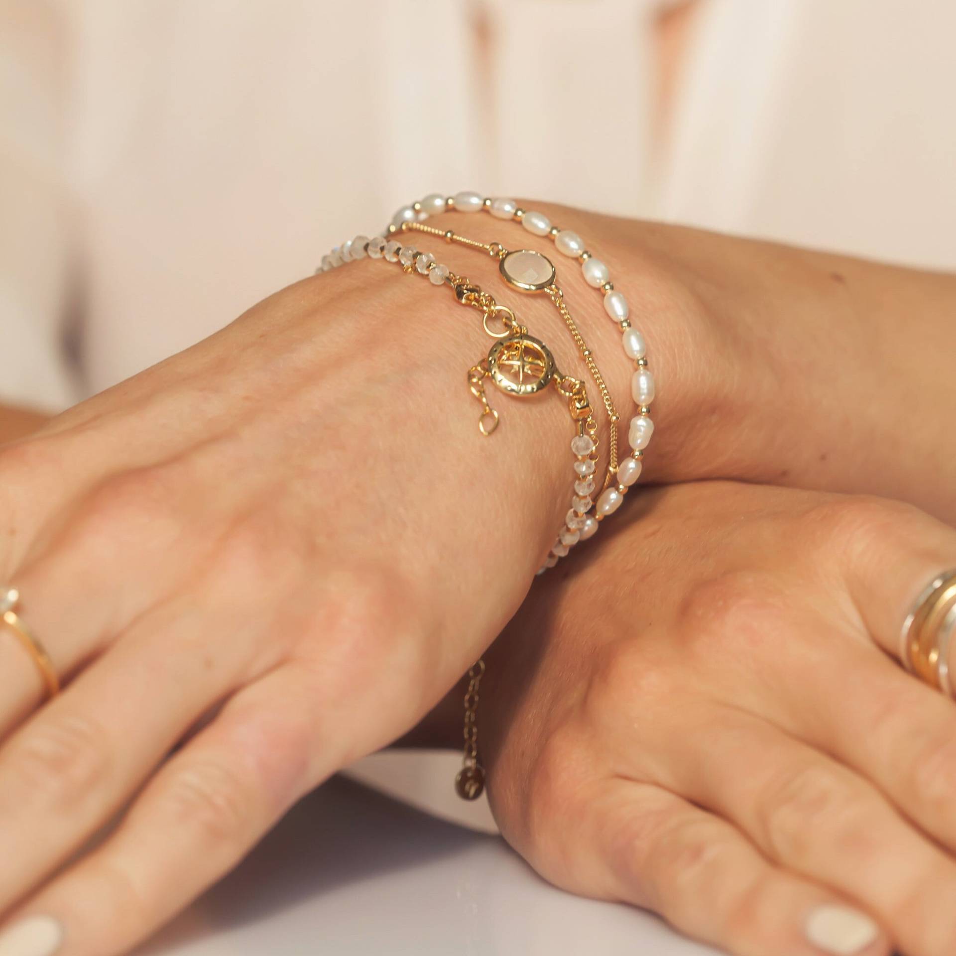 18K Gold Vermeil Mondstein Armband Verstellbare Perlenkette von ChristinRanger