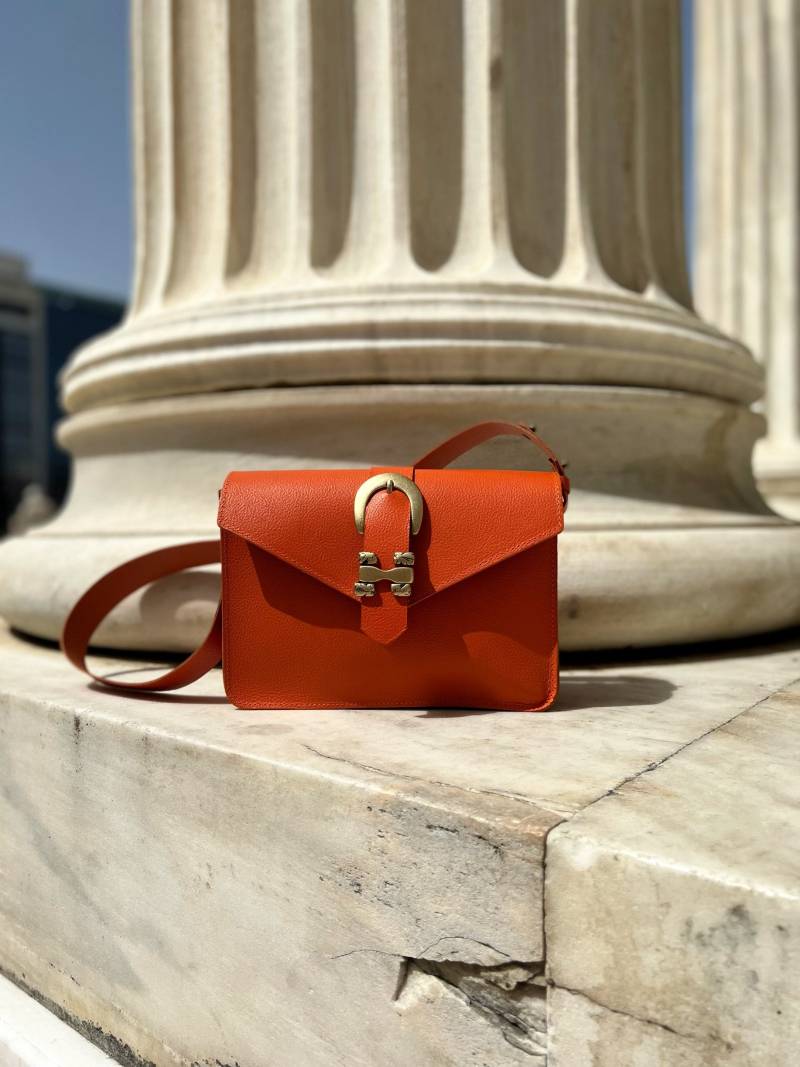 Leder Umhängetasche, Frauen Crossbody Geldbörse, Orange Vollnarbenleder Handtasche von ChristinaChristiJls