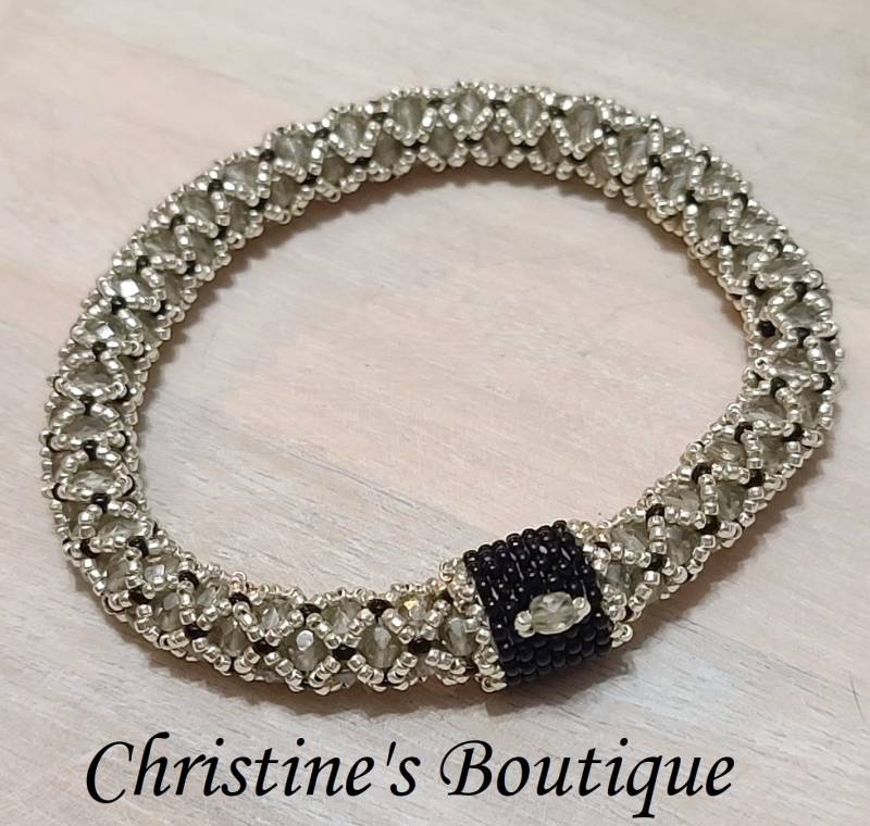 Handgemachte Kristall Und Miyuki Glas Perlen Armreif Armband Slip On Gewebt von ChristinesBoutique1